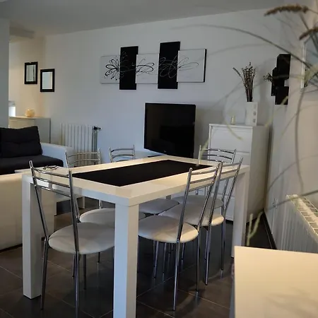 Aurelia Apartmán Ližnjan